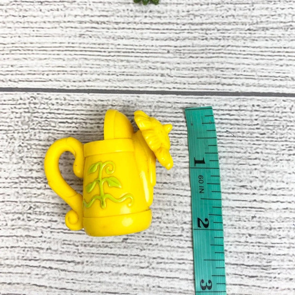 VNT Miniature Watering Can 1999 Marvel Ent. Inc. Toy Accessory - Picture 6 of 6